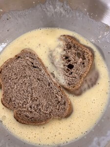 Aliter Dulcia Ancient Roman Recipe for Wheat Bread - The Real French Toast!